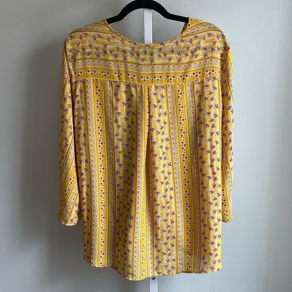 NWT W5 Yellow Floral Boho Surplice Blouse - Picture 4 of 4